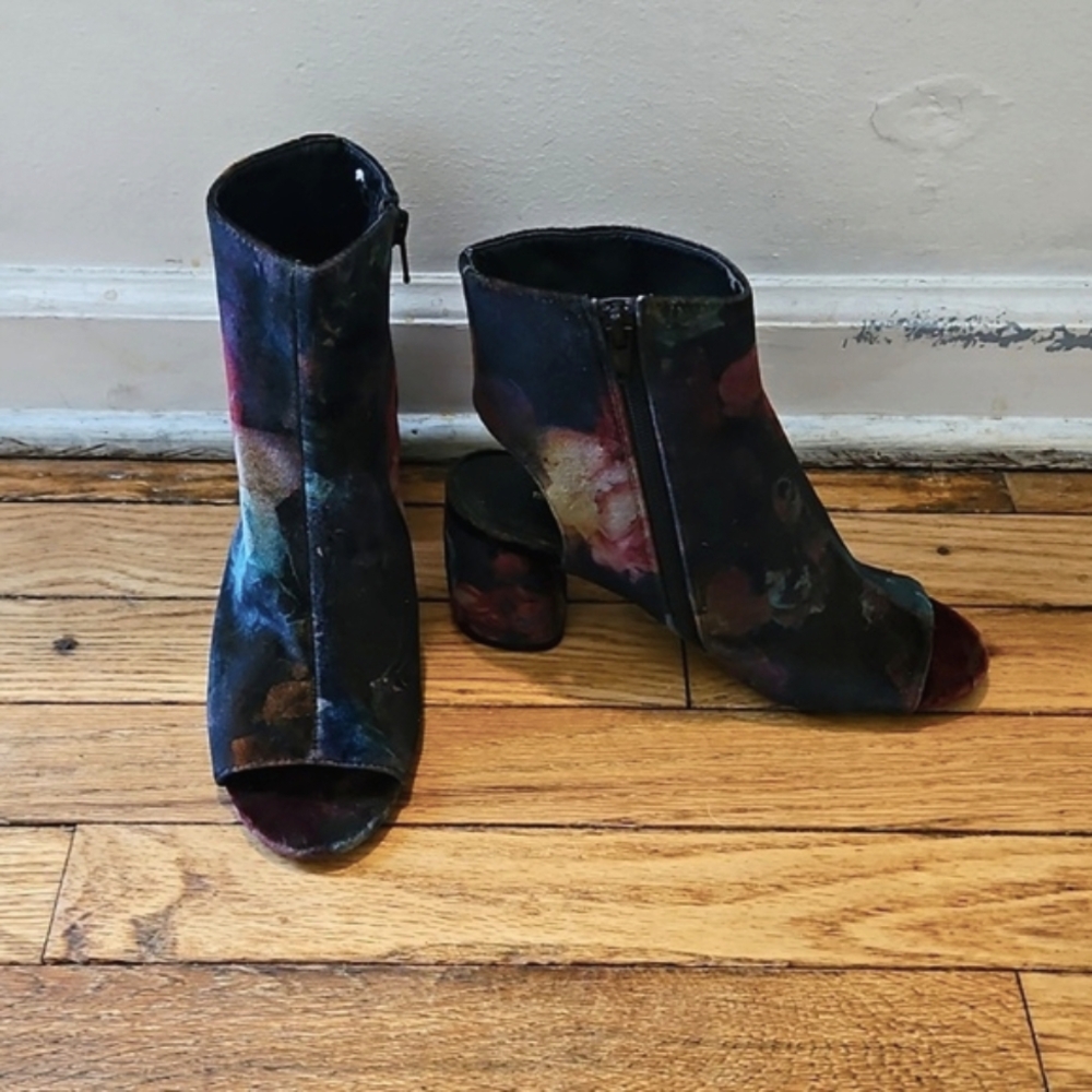 Metaphor Black Ankle Booties Sleek Velvet Flower Design - Picture 2 of 11